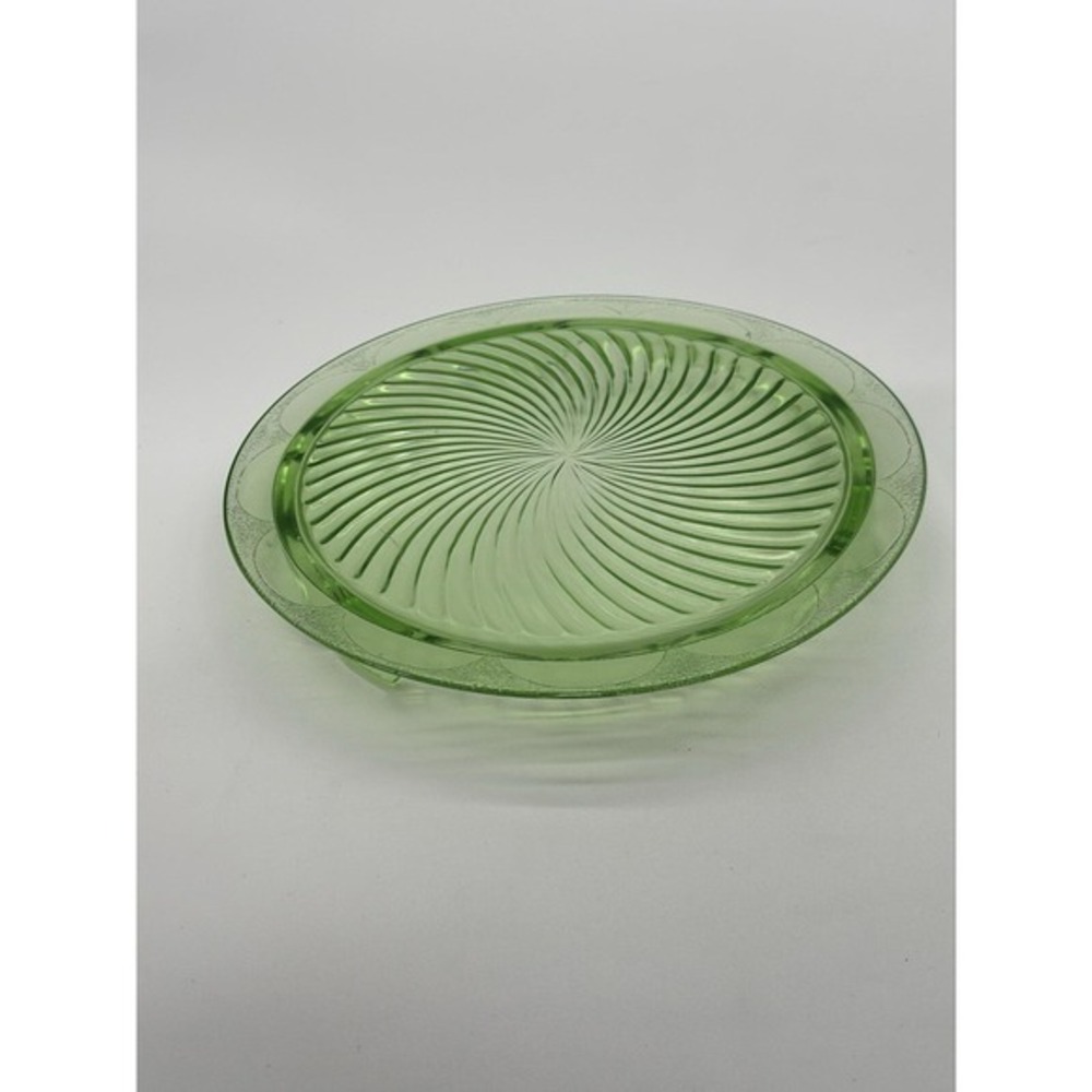 Vintage Green Uranium Green Depression Glass Swirl 1940s Cake‎ Stand